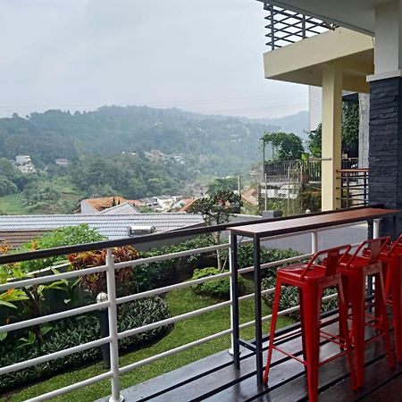 Villa Keluarga Syariah Resor Dago Pakar Bandung - View Bukit Ngoại thất bức ảnh